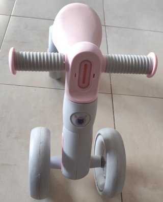 Bici bebé rosa y gris