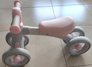 Bici bebé rosa y gris