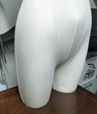 Maniquí de sobremesa blanco