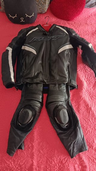 Mono de cuero RST In&motion Airbag