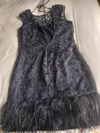 Vestido azul marino,  encaje de guipur