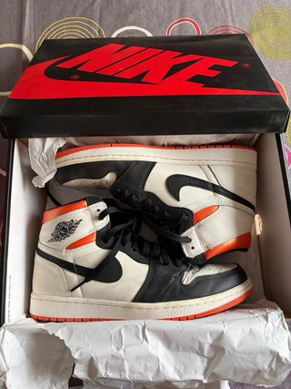 Jordan Retro 1 High Electric Orange