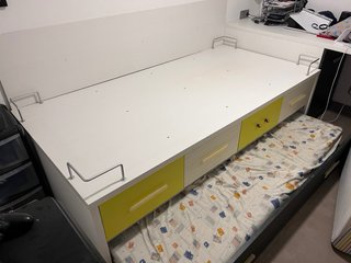 Cama juvenil con cajones y nido