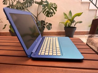 Lote 2 Portátiles:HP Stream 11 + Acer Aspire pieza