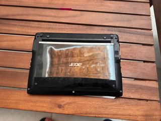 Lote 2 Portátiles:HP Stream 11 + Acer Aspire pieza