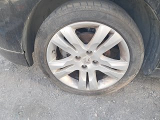 Despiece Peugeot 5008 1.6 HDI 2011