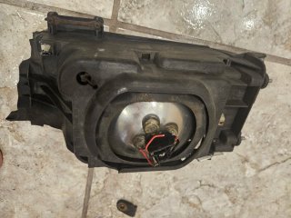 Faro delantero Toyota Tersel Sylvania Halogen
