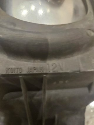 Faro delantero Toyota Tersel Sylvania Halogen