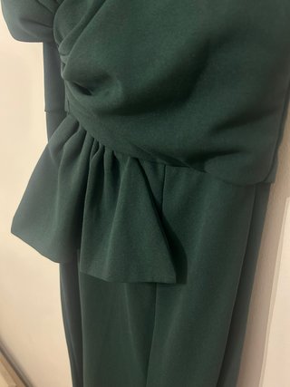 Vestido largo verde invitada con lazada