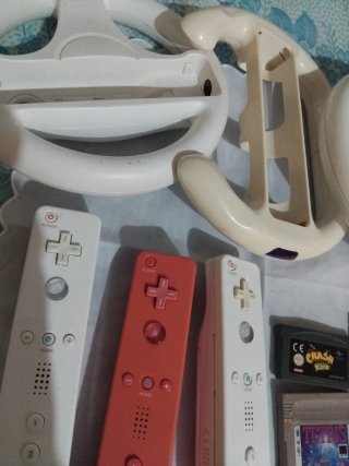 Lote de accesorios y juegos Nintendo Wii