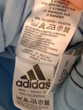 Adidas sudadera Powder blue Y2K T57