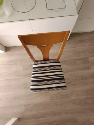 Mesa comedor roble/cristal transparente + 4 sillas
