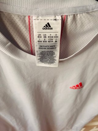 Camiseta Adidas Talla XS Corte Recto