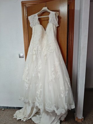 Vestido de Novia Talla 60 encaje