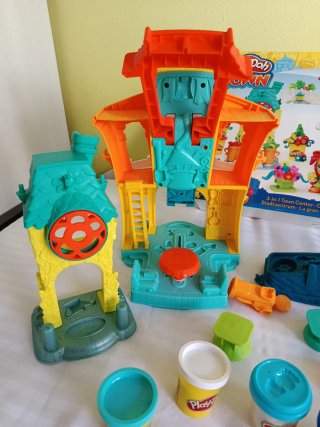 Play-Doh Town 3-en-1 Centro Ciudad