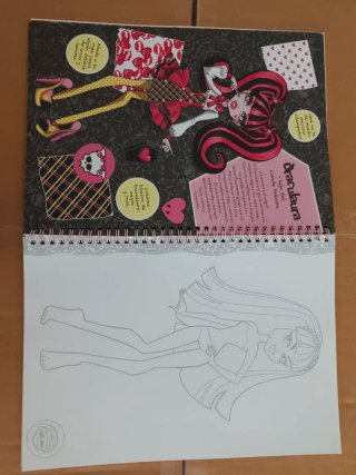MONSTER HIGH. Diseños de miedo para estar divin...