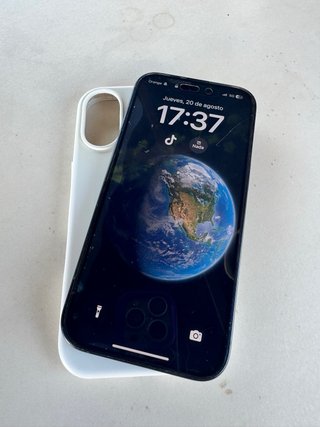 iPhone 16 Azul Marino
