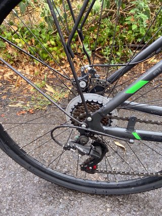 Bicicleta Moma Bikes Trekking Negra