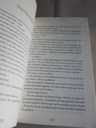 ECLIPSE (CREPÚSCULO), de Stephenie Meyer.