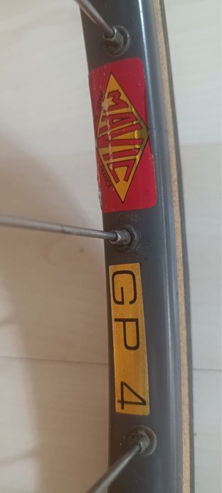 Llanta tubular Mavic GP4 Red Label 28" 36 agujeros