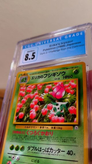 Carta Pokémon Erika's Ivysaur 8.5 CGC