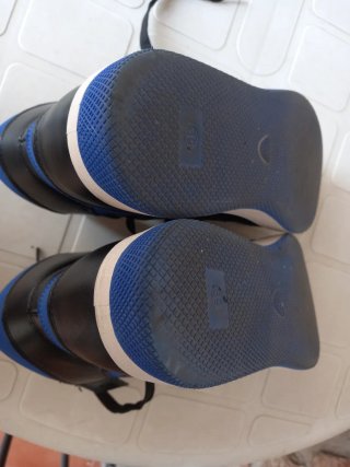 Zapatillas Baloncesto Negras y Azules