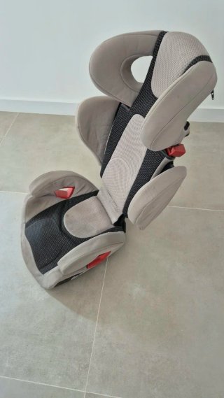 Silla coche 15-36kg sin isofix.