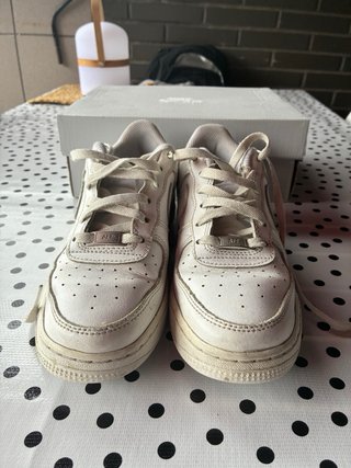 Nike Air Force 1 Talla 37.5