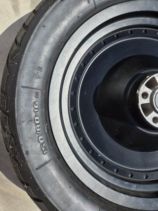 Llantas negras Harley Davidson Fat Boy