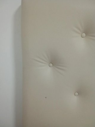 Cabecero Polipiel Beige Acolchado