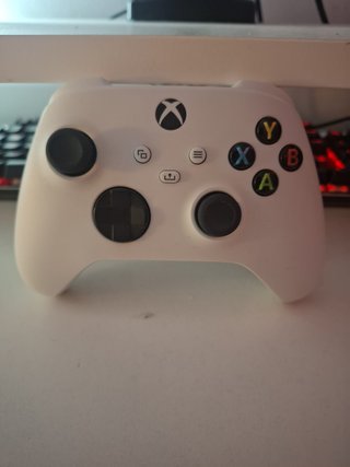 Xbox Series S + Accesorios