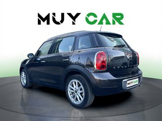 MINI MINI Countryman One D 66 kW (90 CV)