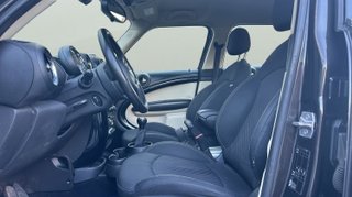 MINI MINI Countryman One D 66 kW (90 CV)