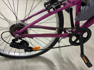 Bicicleta junior morada