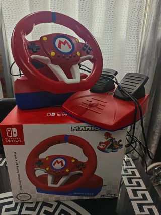 Nintendo Switch + Volante Mario Kart