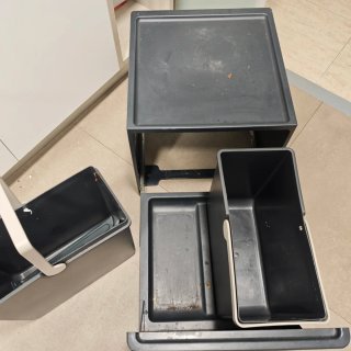 Cubo basura extraíble gris