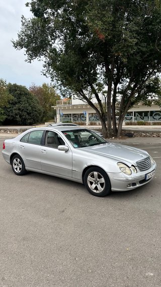 Mercedes-Benz Clase E 2006