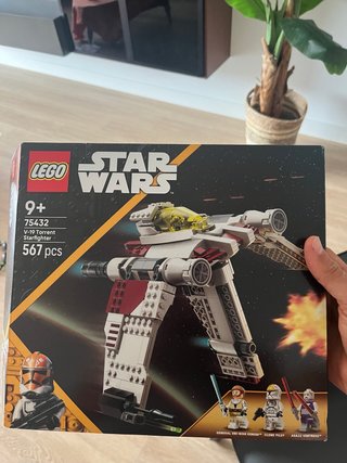 Caja LEGO Star Wars V-19 Torrent Starfighter 75432