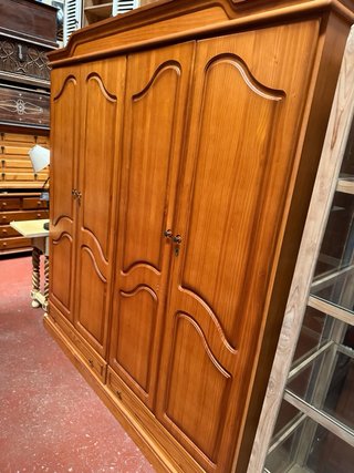 Armario 4 puertas estilo provenzal
