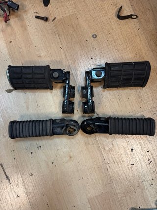 4 Posapiés SR250