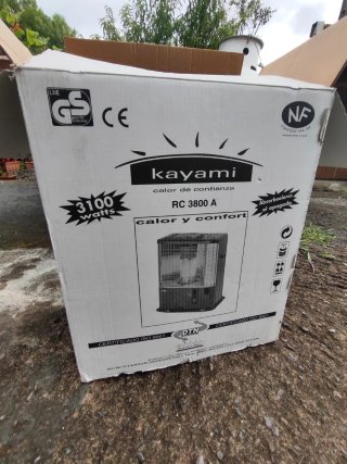 Estufa de parafina Kayami RC 3800 A
