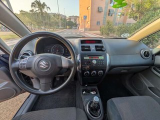 SUZUKI sx4