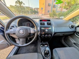 SUZUKI sx4