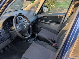 SUZUKI sx4