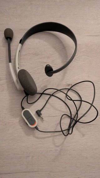 Mando multimedia Xbox 360 y cascos