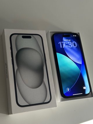 iPhone 15 128GB