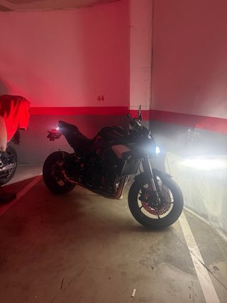 Kawasaki Z900 A2 2025