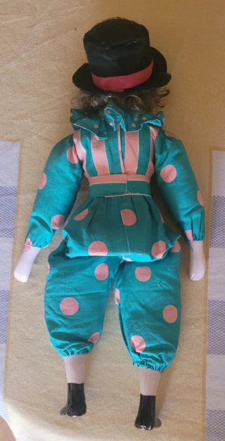 Muñeca de porcelana payaso vintage