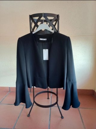 Chaqueta corta Mango Suit negra