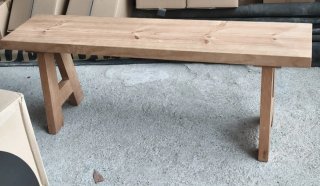 Bancos de madera para restaurante